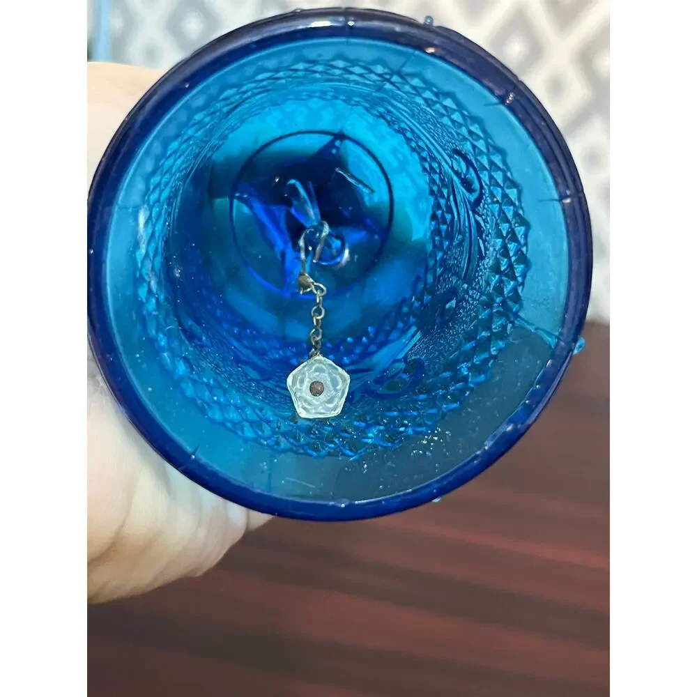 Fenton vtg blue